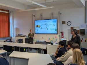 Besuch des Ministeriums am Beruflichen Oberstufengymnasium Wirtschaft